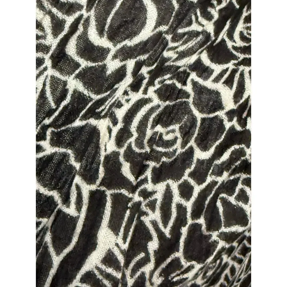 black and white scarf rose design no brand